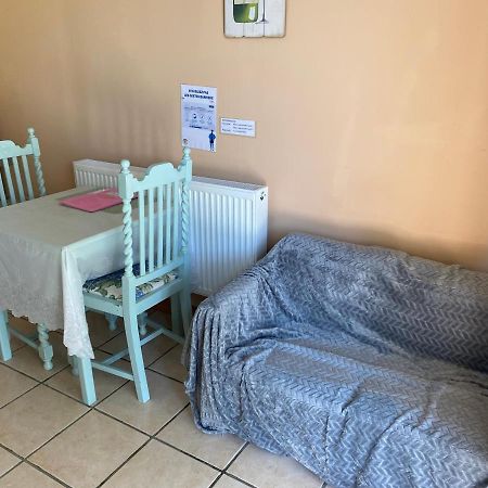 Fonclaire Holidays Mortemart Екстериор снимка